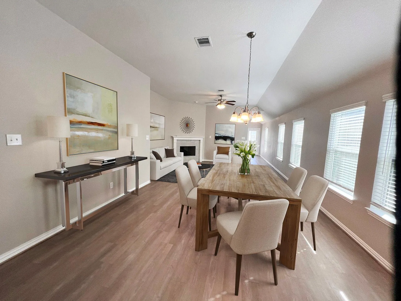 4 bed, 2.0 bath, 1753 sqft, $2,300 — Photo 4