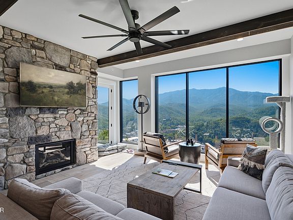 4th image of 855 Campbell Lead Rd #303