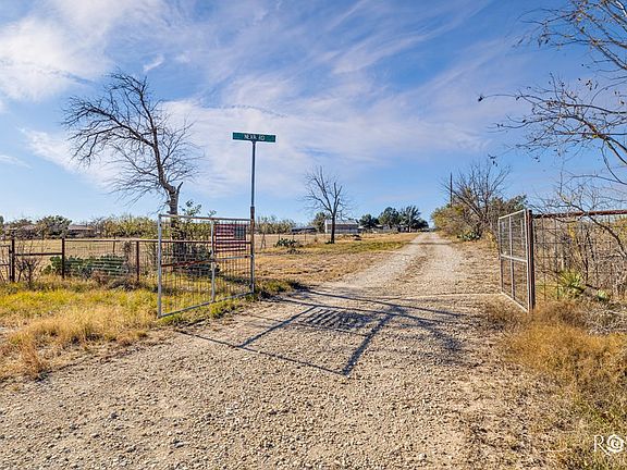 4th image of 200 Neva Rd