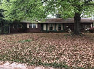 1010 Murray Cir SW, Marietta, GA 30064