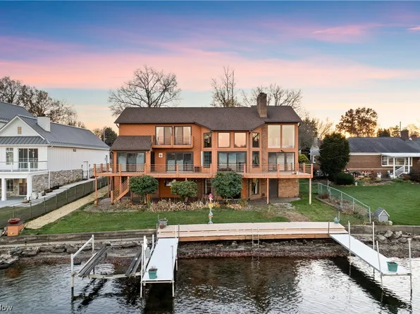 4752 Rooney Ave, New Franklin, OH 44319