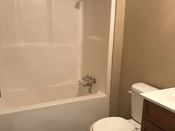 5th image of 111 Henry St