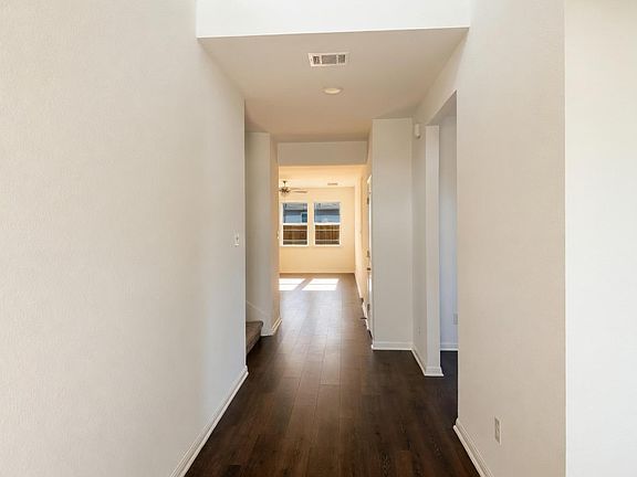 5th image of 4002 Wynn Rd