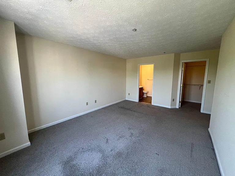 703 Orchard Overlook #301 — Photo 23