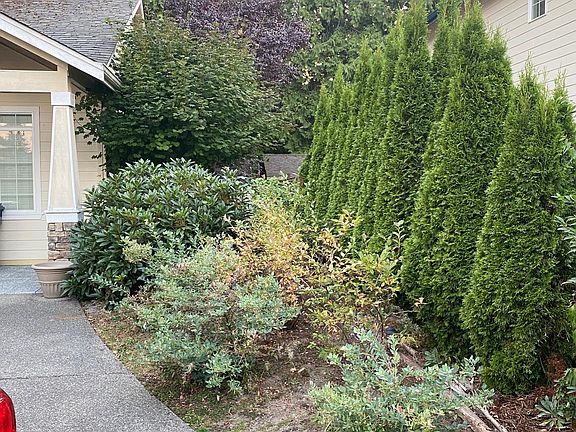3rd image of 1922 152nd St SW