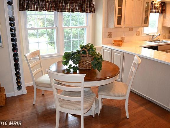 5th image of 3273 Kinross Cir