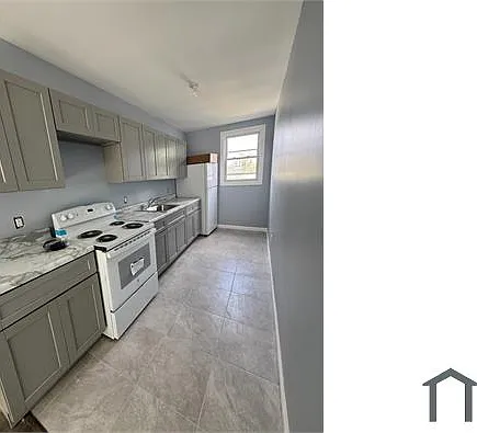 161 Wright St #2 — Photo 2