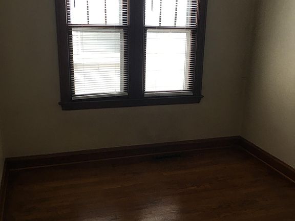 4th image of 313 1st Ave #A