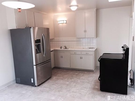 3rd image of 277 Bemis St