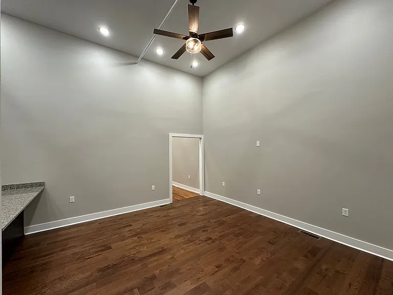 151 W Main St #2 — Photo 6
