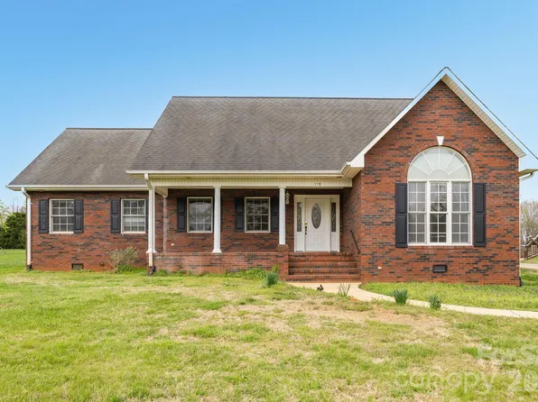 115 Emma Ln, Statesville, NC 28625