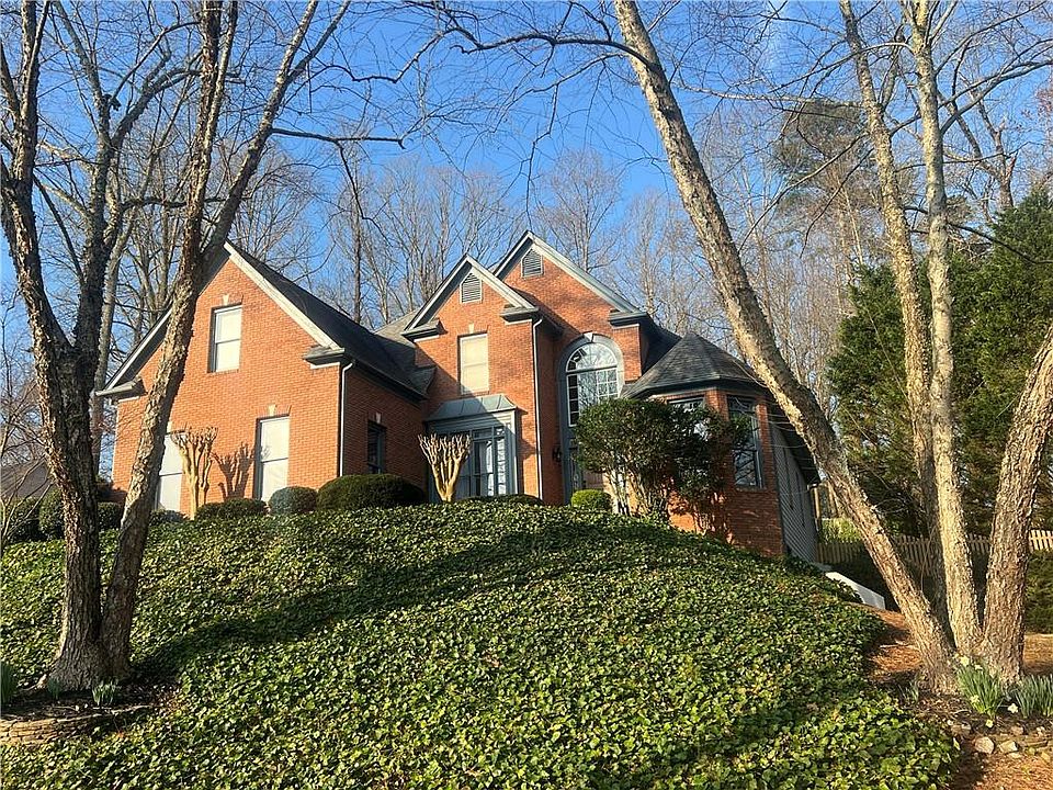 1st image of 6410 Oak Valley Dr