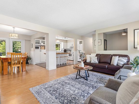 4th image of 1350 Fernwood Dr