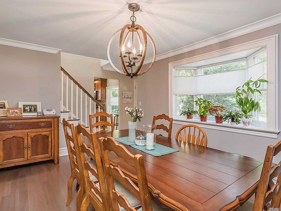 4th image of 48 Kew Ave