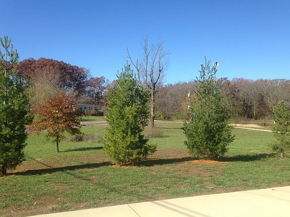 4th image of 1702 & 1704 Lakeshore Dr