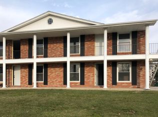 601 Devonshire Rd APT A, Washington, IL 61571