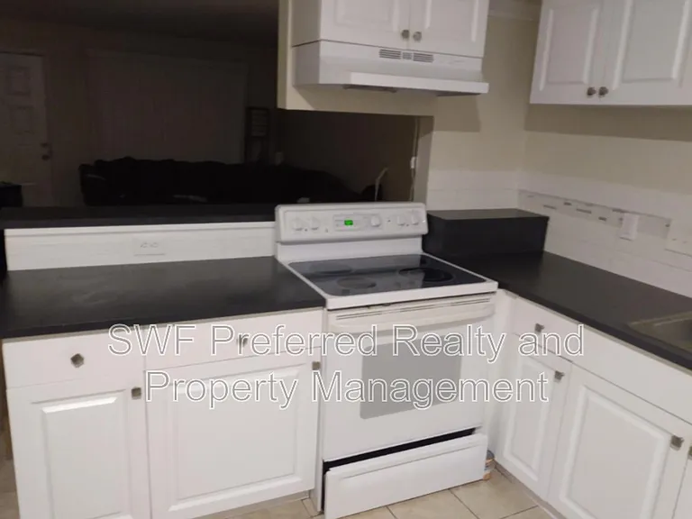 4613 Skyline Blvd #7 — Photo 34