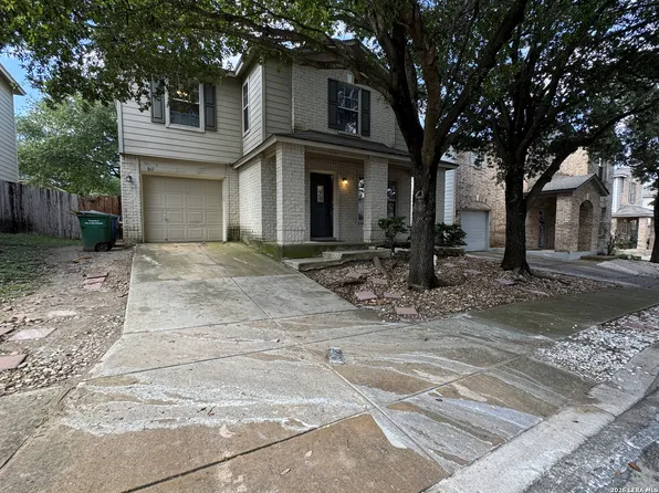 861 Barrel Pt, San Antonio, TX 78251