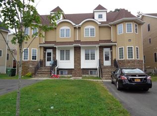 287 Dewey Ave, Lakewood, NJ 08701
