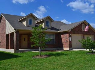 905 Lee Dr, Leander, TX 78641