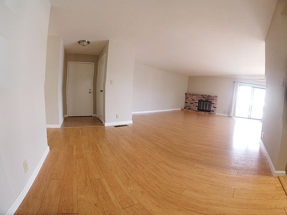 2nd image of 1236 Clinton St APT B