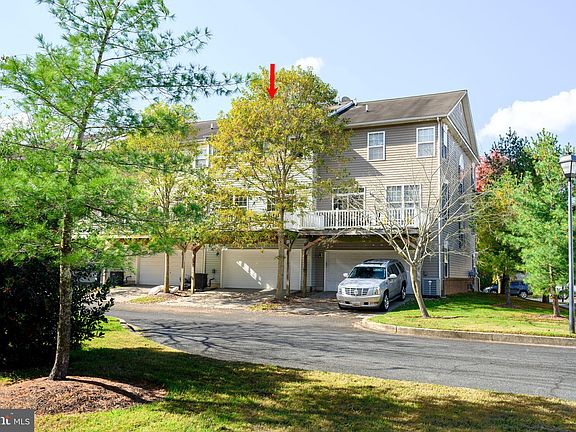 5th image of 1626 Blue Heron Dr
