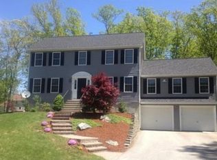 5 Megan Cir, Clinton, MA 01510