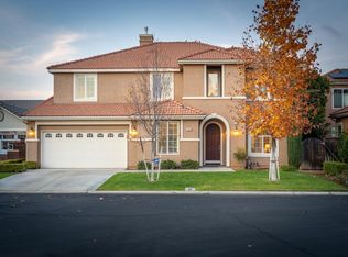 10844 E Swift Ave, Clovis, CA 93619