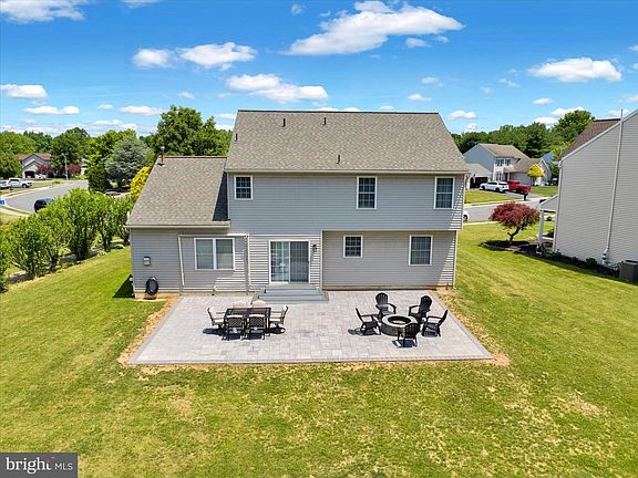 4th image of 264 Longleaf Dr
