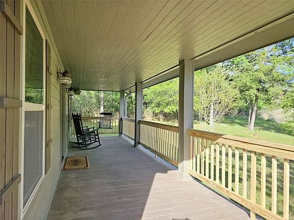 3rd image of 430 Shady Creek Dr