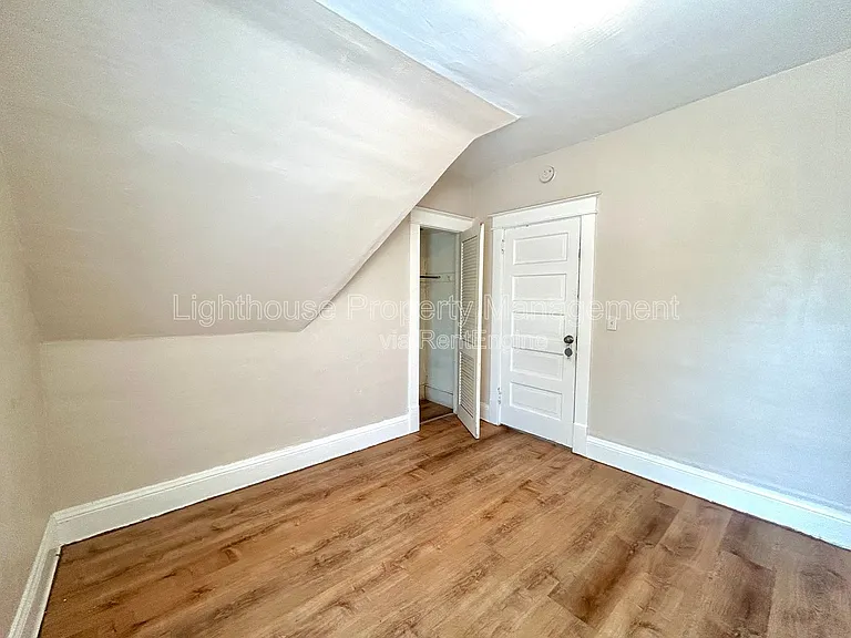 2550 Crozier Ave #2 — Photo 15