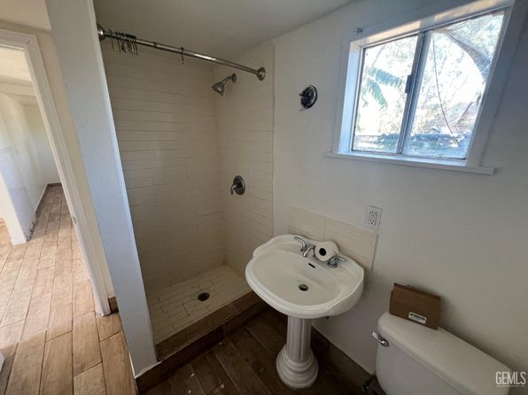 bakersfield-california-18890034 picture