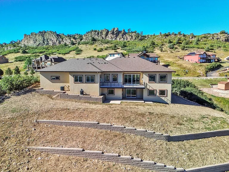 5580 Country Club Dr — Photo 29