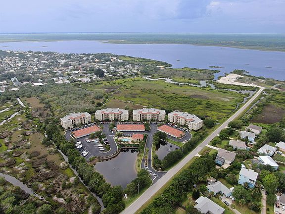 3rd image of 140 Pantano Cay Blvd Unit 1102