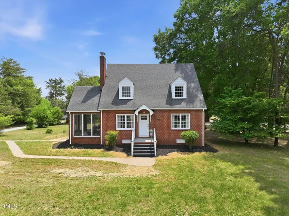 227 W Corbin St, Hillsborough, NC 27278
