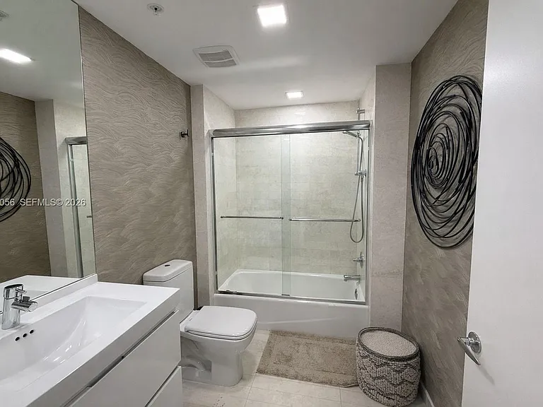 17301 Biscayne Blvd #308 — Photo 17