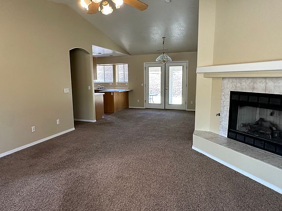 Family room to dinning view