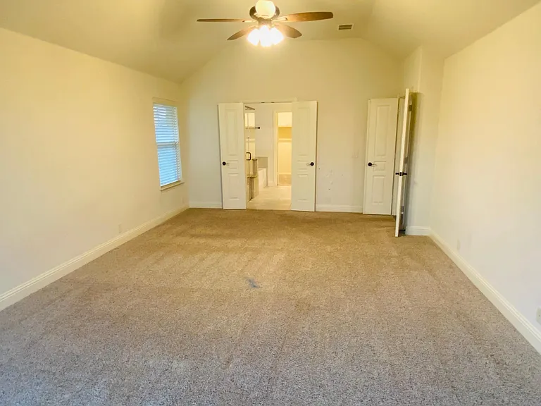 3408 Endicott Ct — Photo 14