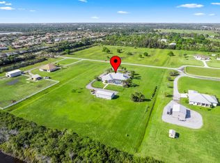 8135 White Fences Ln, Vero Beach, FL 32968
