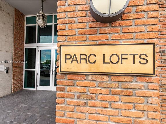 3rd image of 1749 NE Miami Ct APT 305