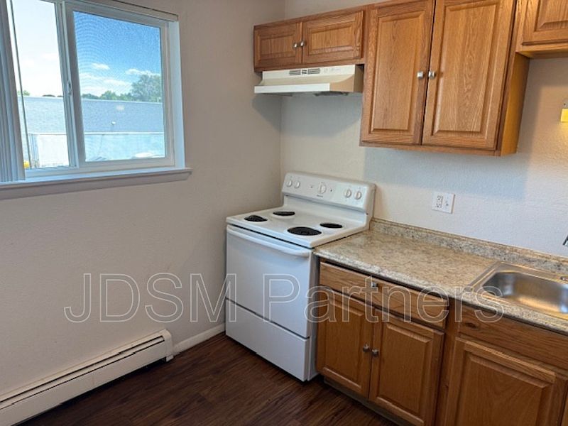 1st image of 5605 W Warren Ave #25