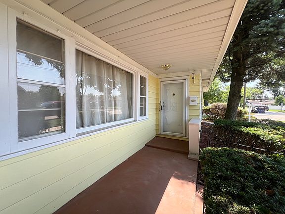 5th image of 4346 Kenilworth Ave