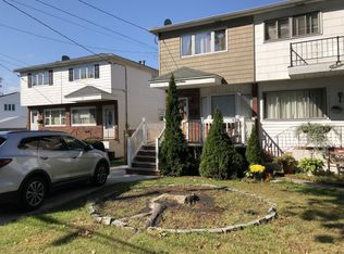 16 Benton Ave, Staten Island, NY 10305