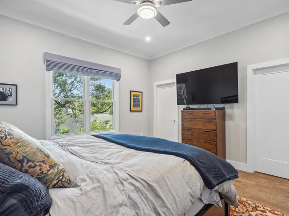 218 Hancock Avenue image 15 of 36