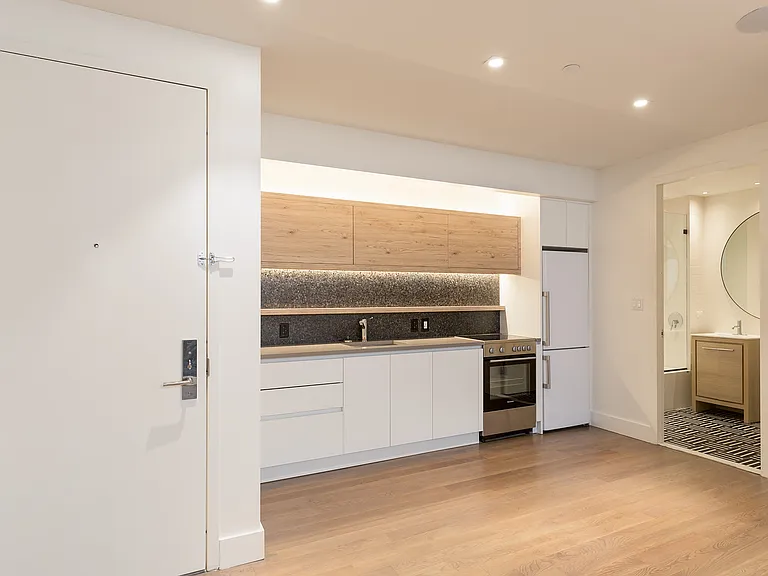 1068 Fulton St #3C — Photo 3