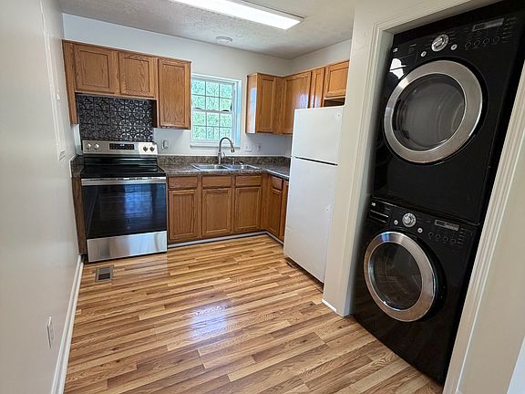 4th image of 2408 Brittany Dr #A