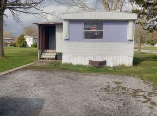 34 E Hegeler Ln #34, Danville, IL 61832