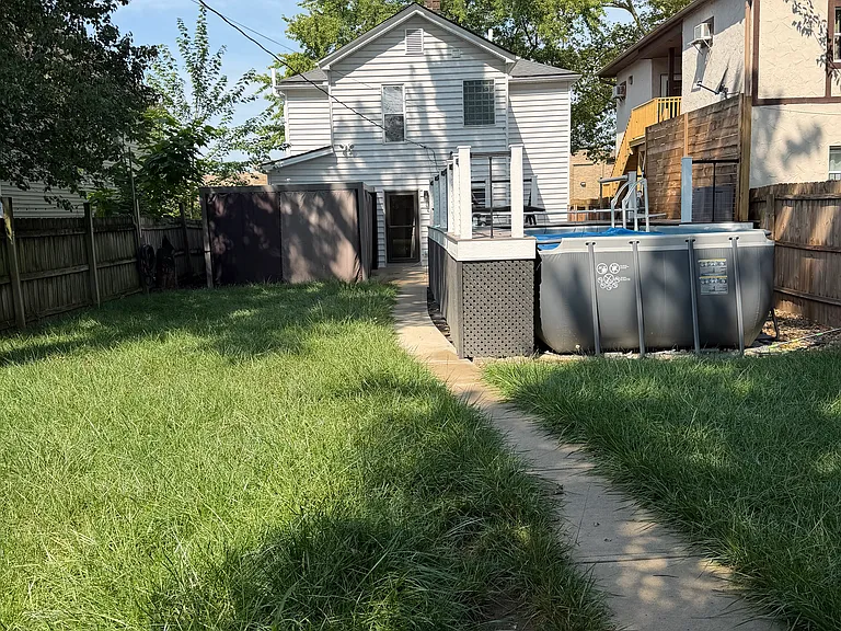 1262 Indianola Ave — Photo 30