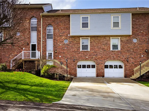 1410 Yorktown Dr, Lawrence, PA 15055