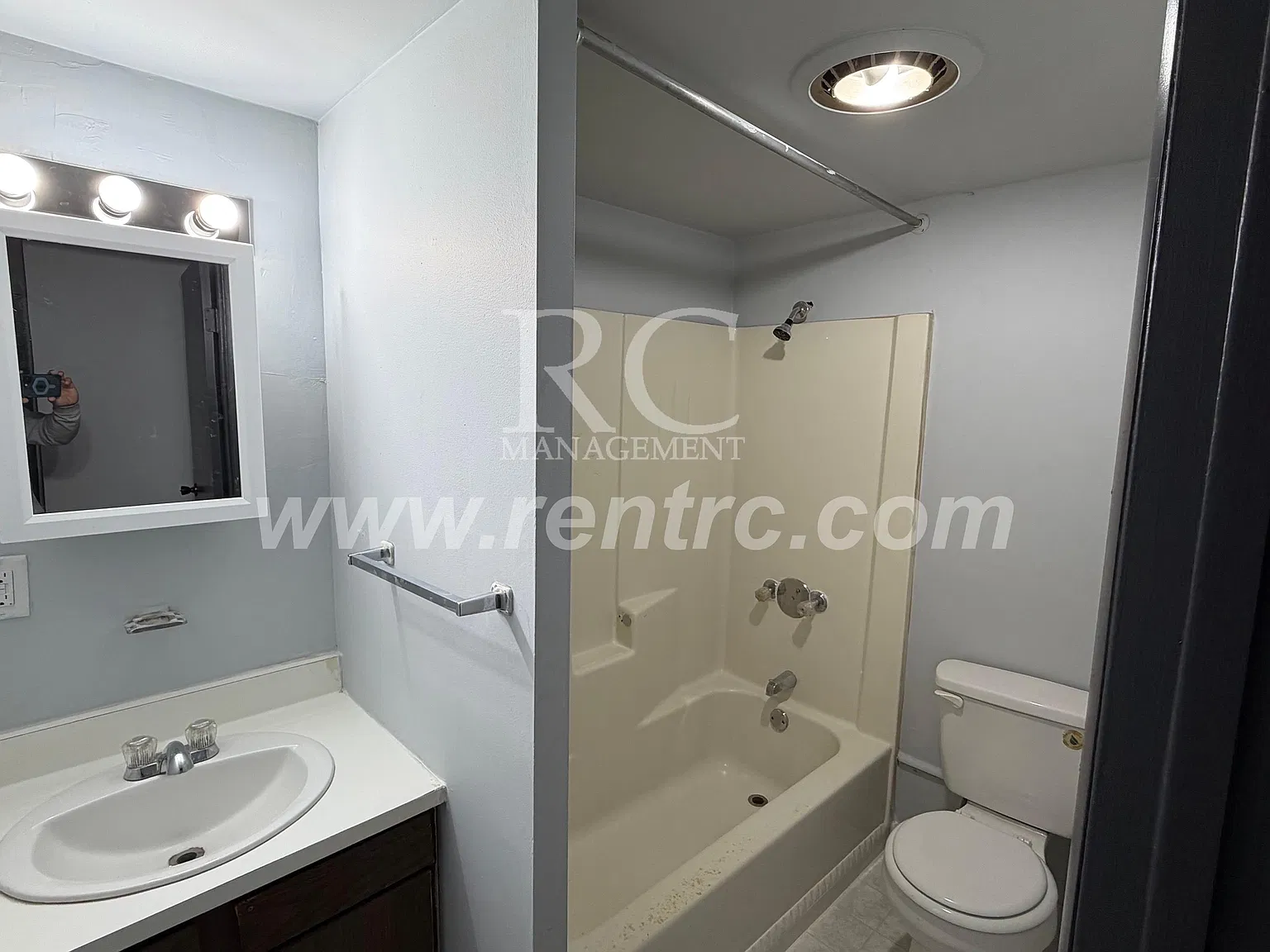 1 bed, 700 sqft, $550 — Photo 3